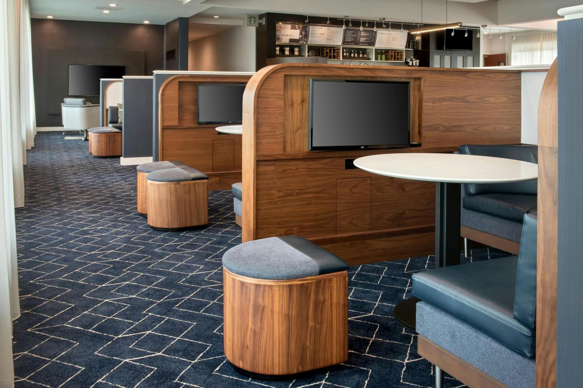 Courtyard By Marriott Silver Spring North/White Oak Exterior photo